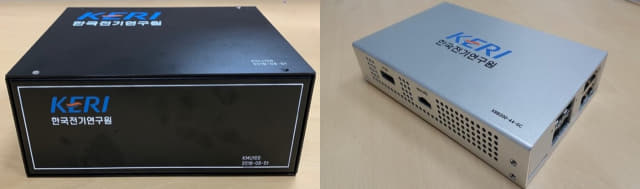 디지털 통합데이터 생성장치(왼쪽)와 고신뢰 네트워크 장치./전기연구원/
