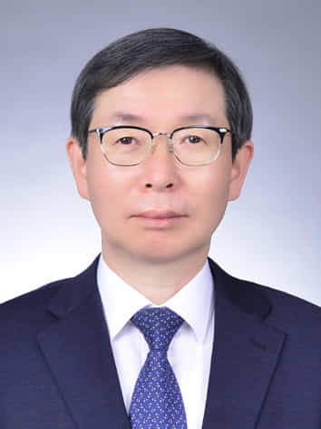 김형천 전 창원지방법장법원장.