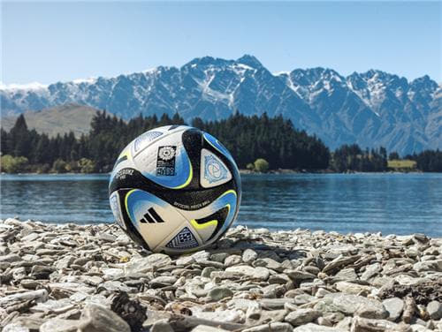 2023 FIFA 호주·뉴질랜드 여자 월드컵 공인구 ‘오션즈’./아디다스 홈페이지 캡처/