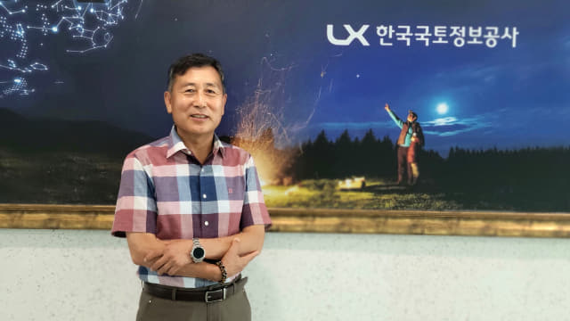 31년 동안 어린이재단에 후원을 이어온 김택주 한국국토정보공사 진주지사 지사장.